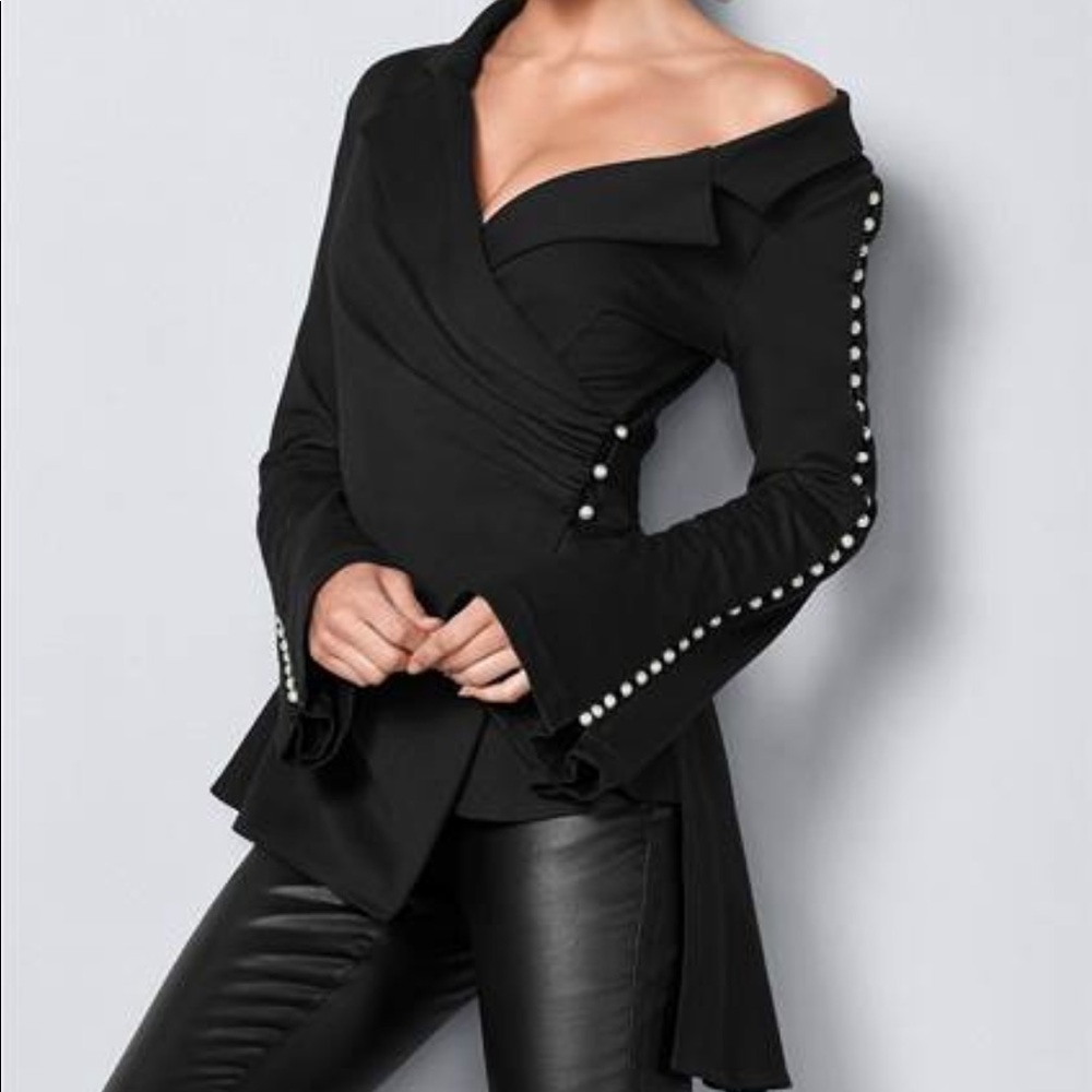 Venus Black Tuxedo White Pearl Top